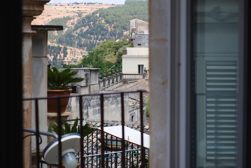 Hotel Dell'Orologio Ragusa Buitenkant foto